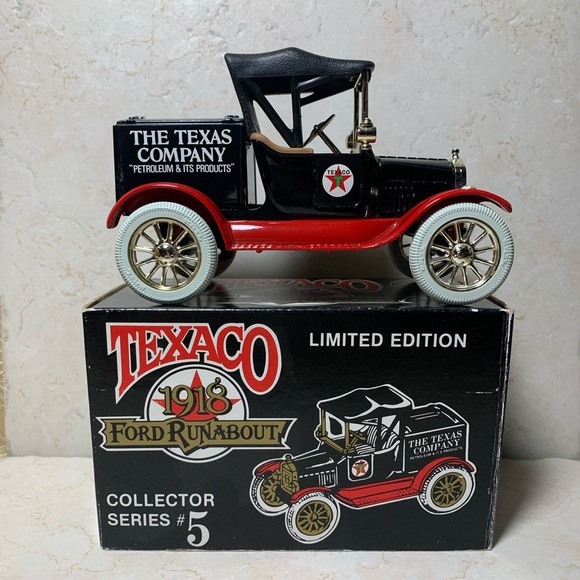 ERTL Other - Vintage Texaco 1918 Ford Runabout die-cast metal coin bank-